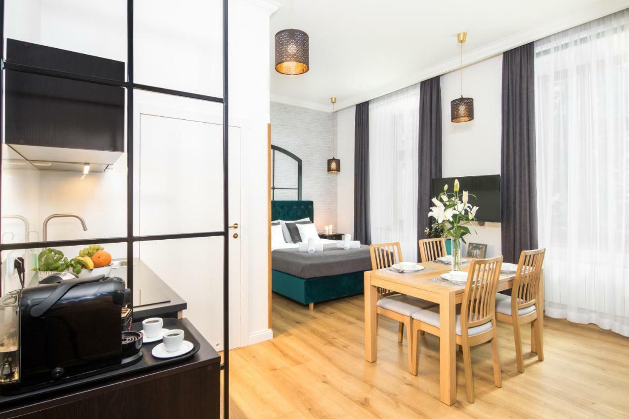 Beautiful Cracow Apartments By Cozyplace Krakow Exterior photo